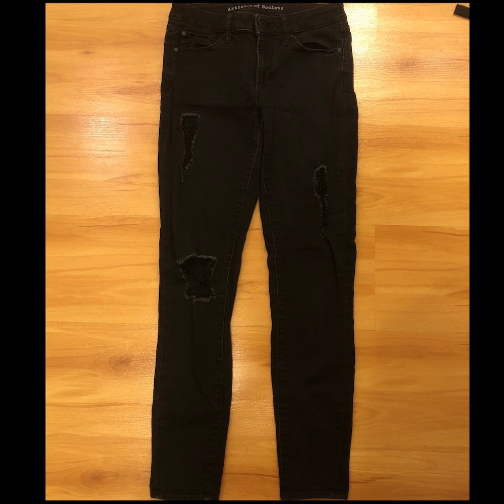 Black ripped jeans